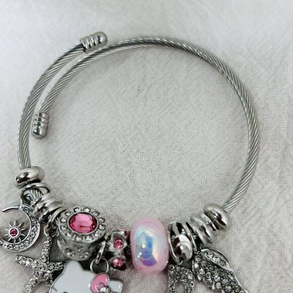 Pink Hello Kitty Bracelet cute 56 - Picture 3 of 4